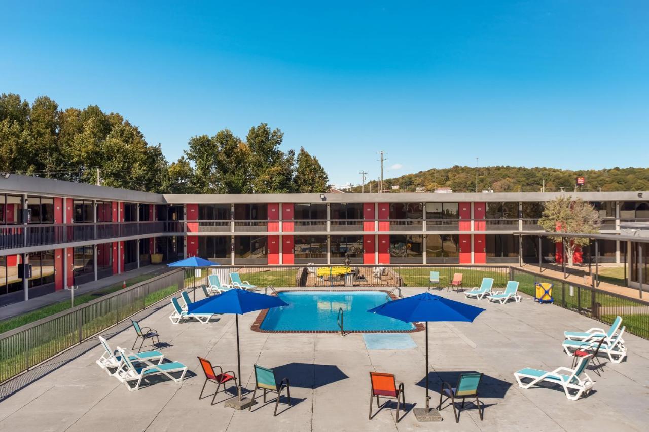 Econo Lodge Cave City Exterior foto
