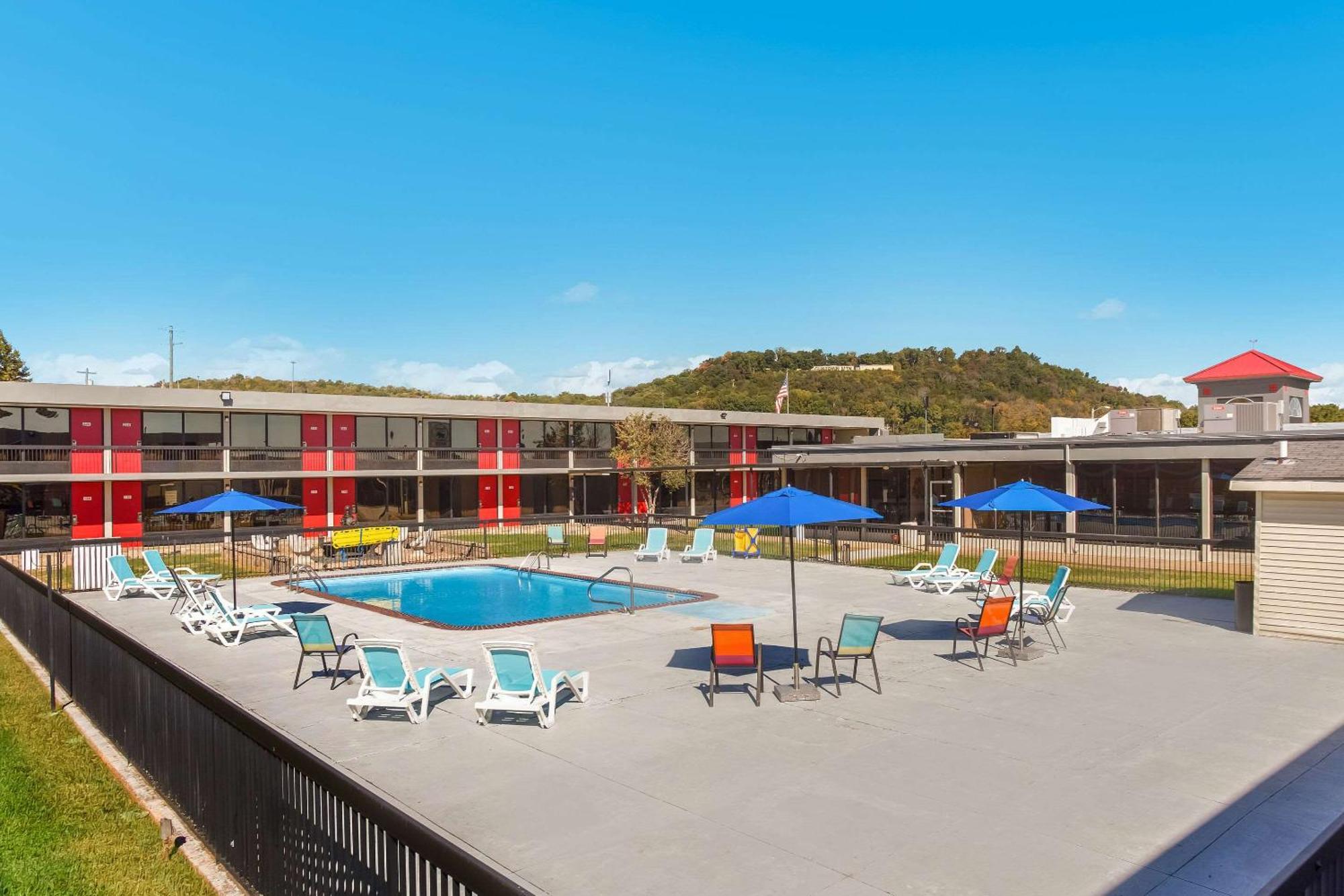 Econo Lodge Cave City Exterior foto